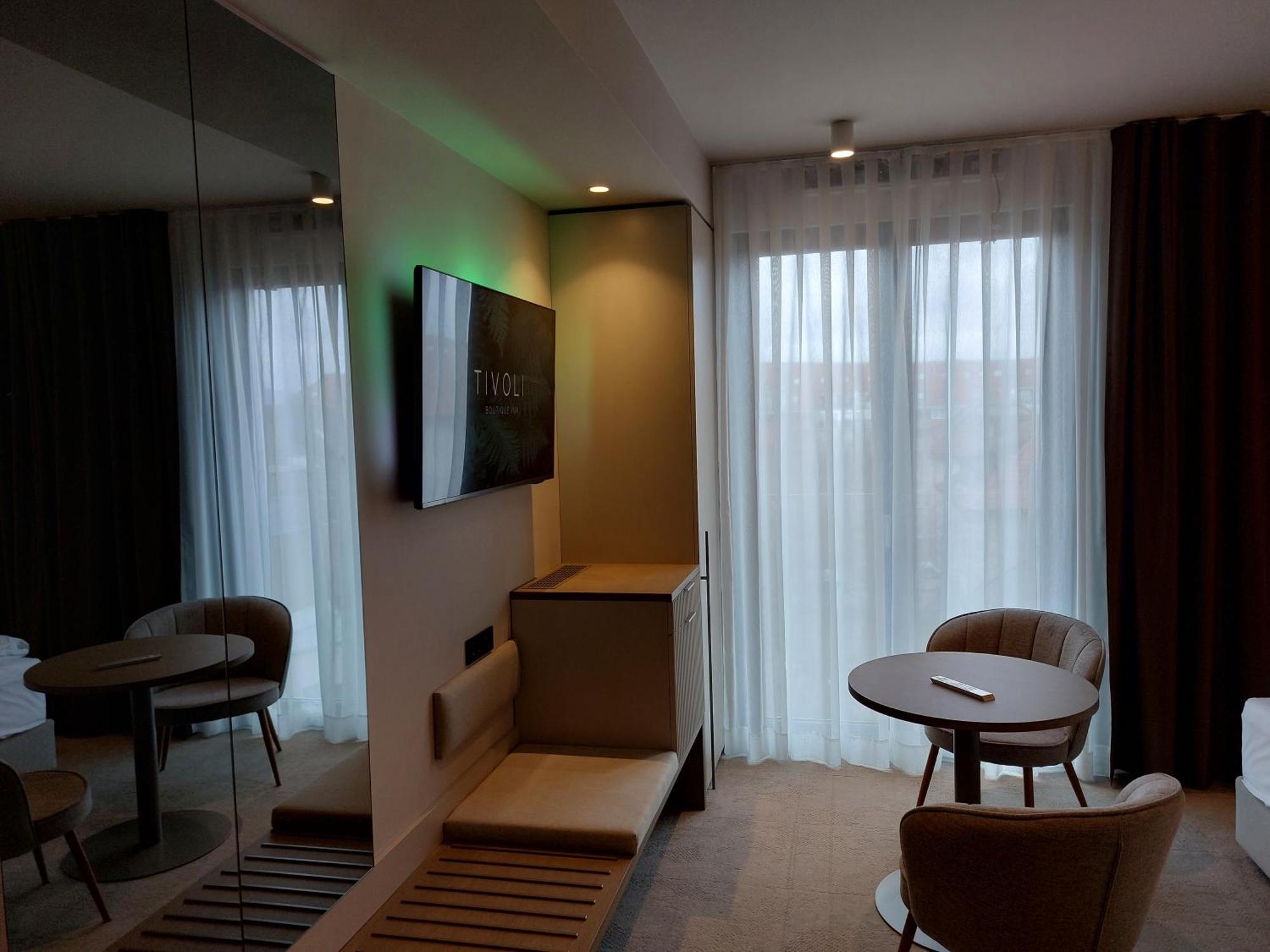 Tivoli Boutique Inn リュブリャナ エクステリア 写真