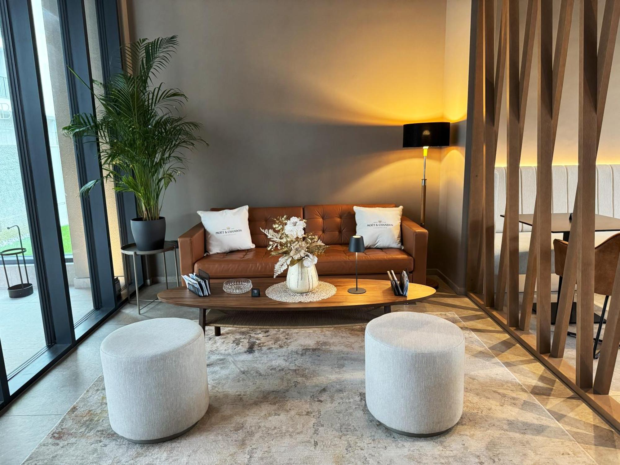 Tivoli Boutique Inn リュブリャナ エクステリア 写真
